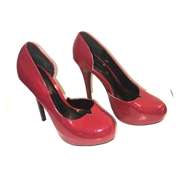 Body Central Red Pumps - Picture 4 of 5